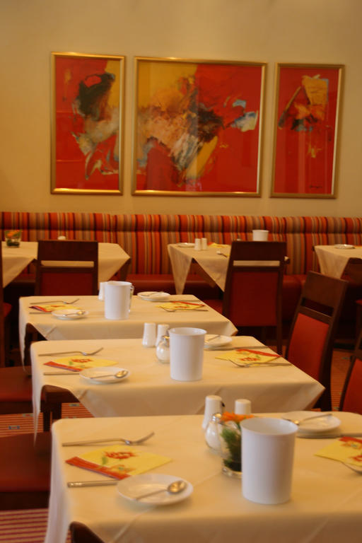 Best Western Hotel Ketterer Stuttgart Eksteriør billede